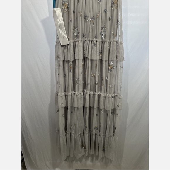 NWT $598 Mac Duggal [ 6 ] Ruffle Tiered Embellished Flutter Sleeve Gown‎ Grey - Picture 15 of 15
